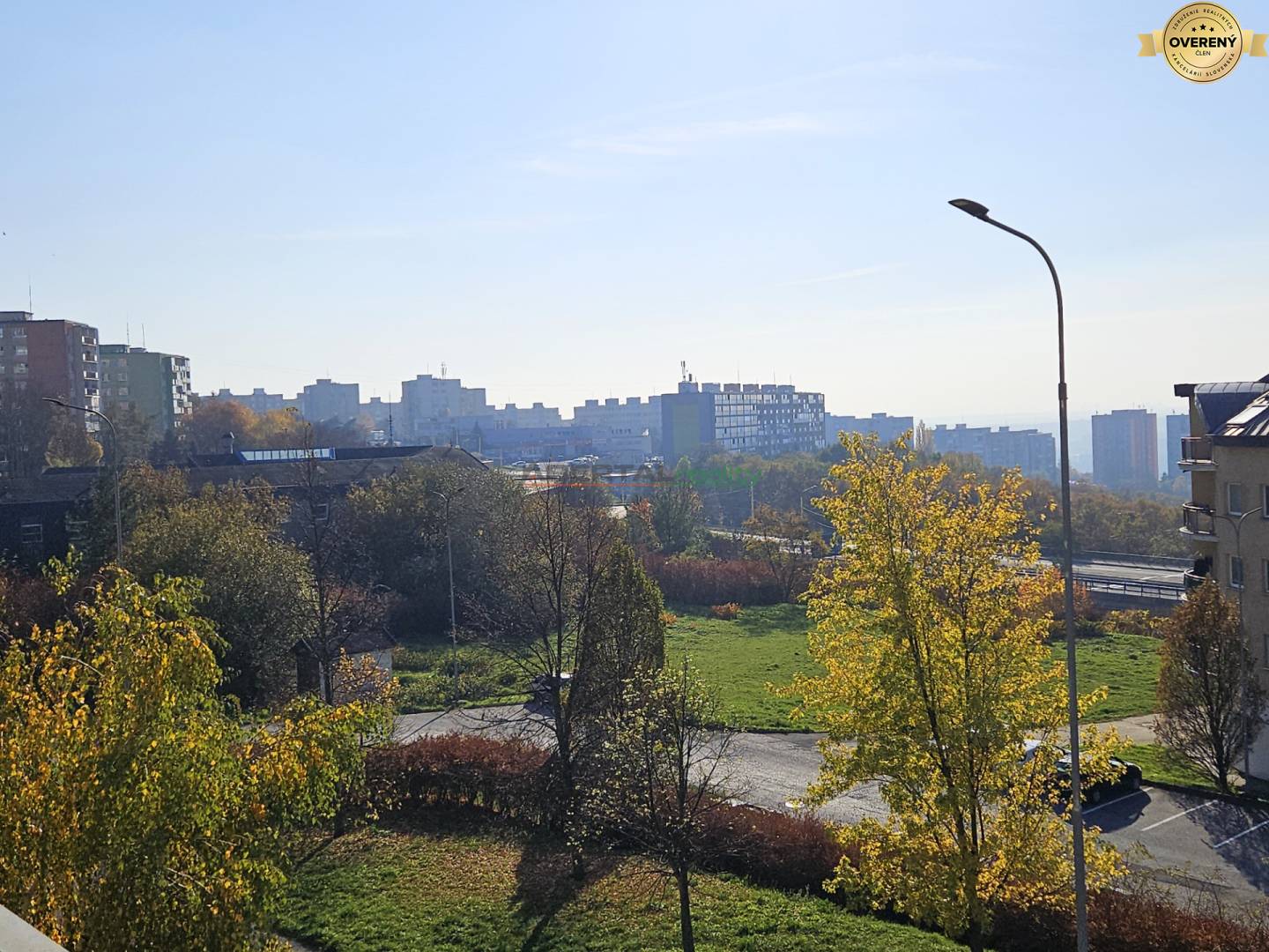 Predaj - Košice, Dargovských hrdinov, Furča, 4 izbový byt s parkovanim a terasou, novostavba, pohľad z terasy.jpg