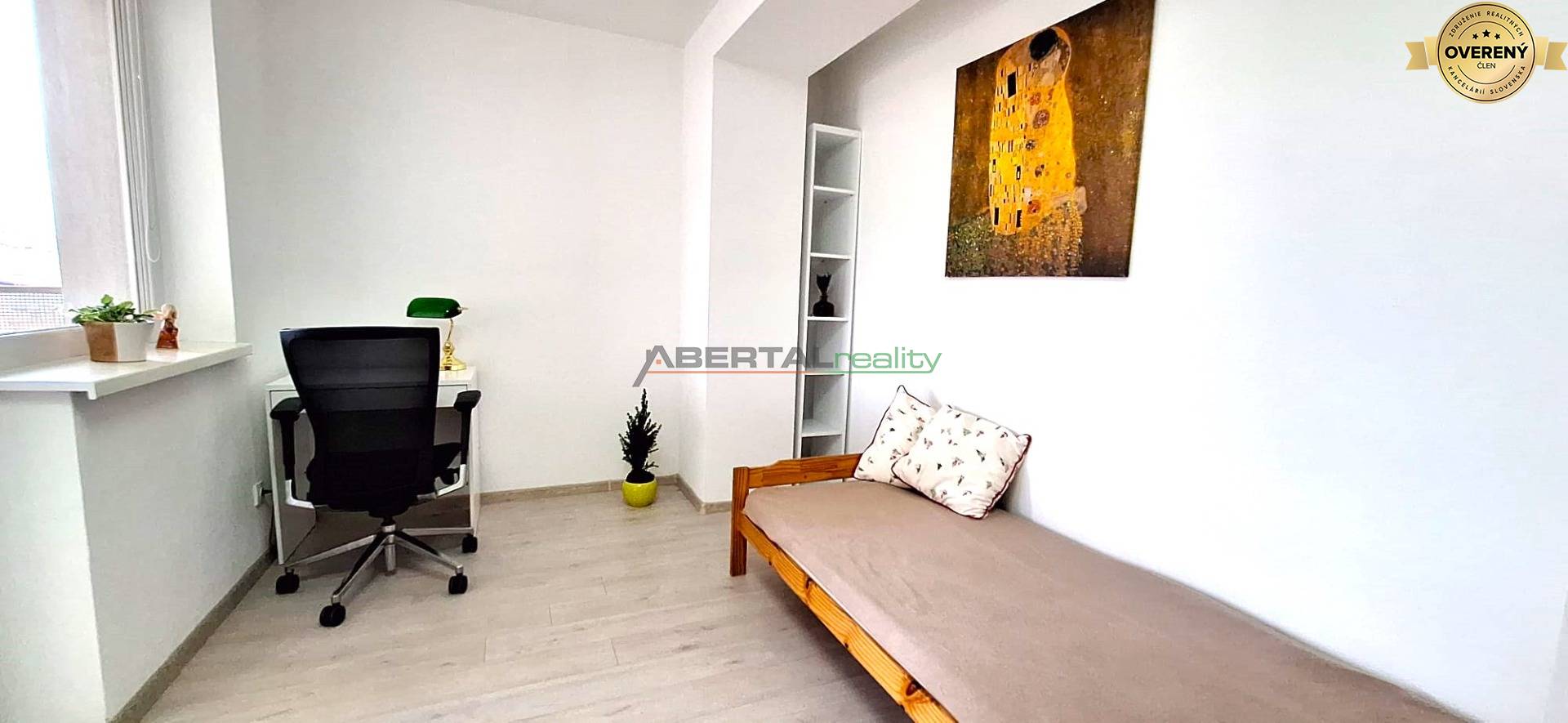 Predaj - Košice, Dargovských hrdinov, Furča, 4 izbový byt s parkovanim a terasou, novostavba, izba.jpg