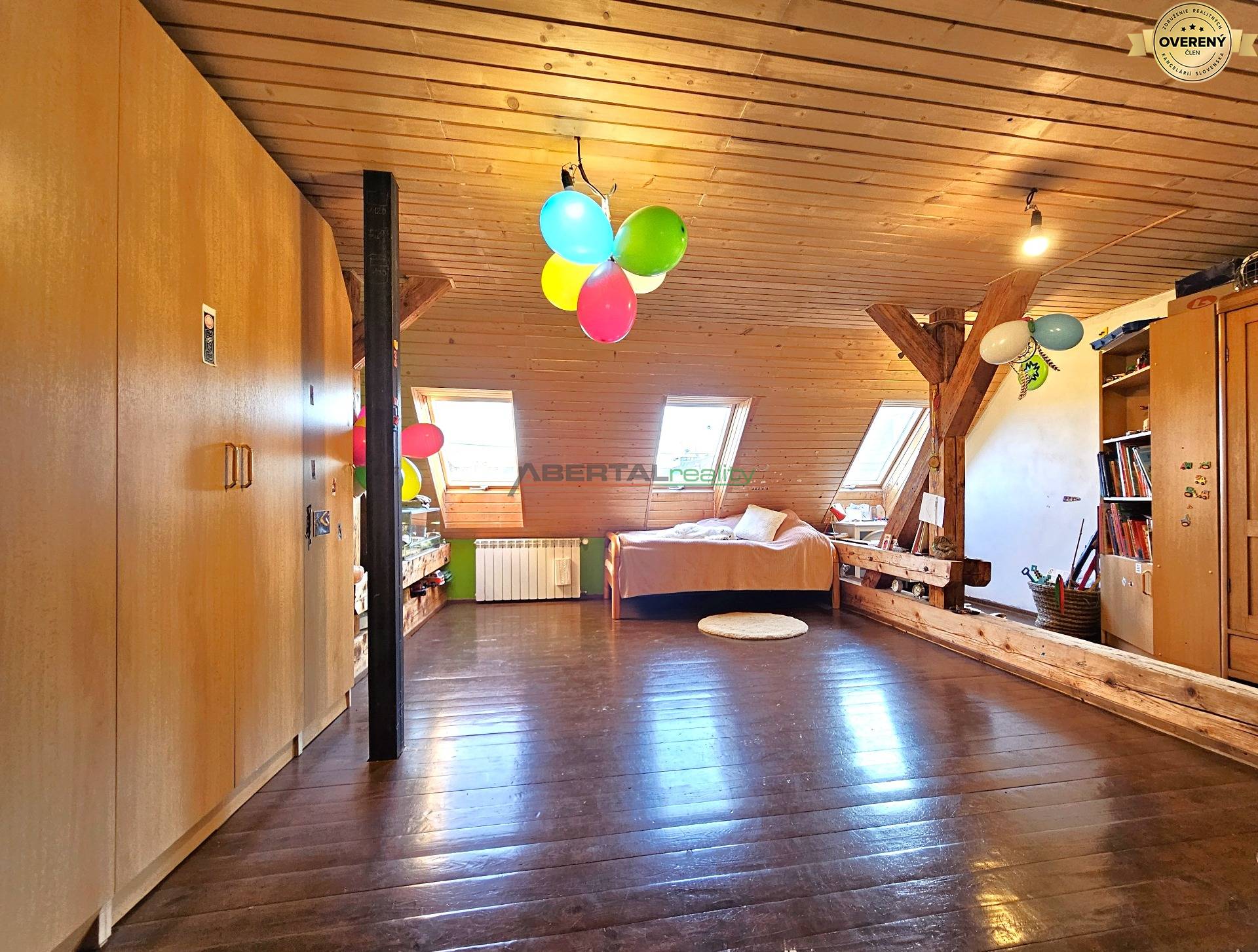 Predaj, 3 izbový byt, mezonet, Košice, Staré mesto, Sever, destská izba.jpg