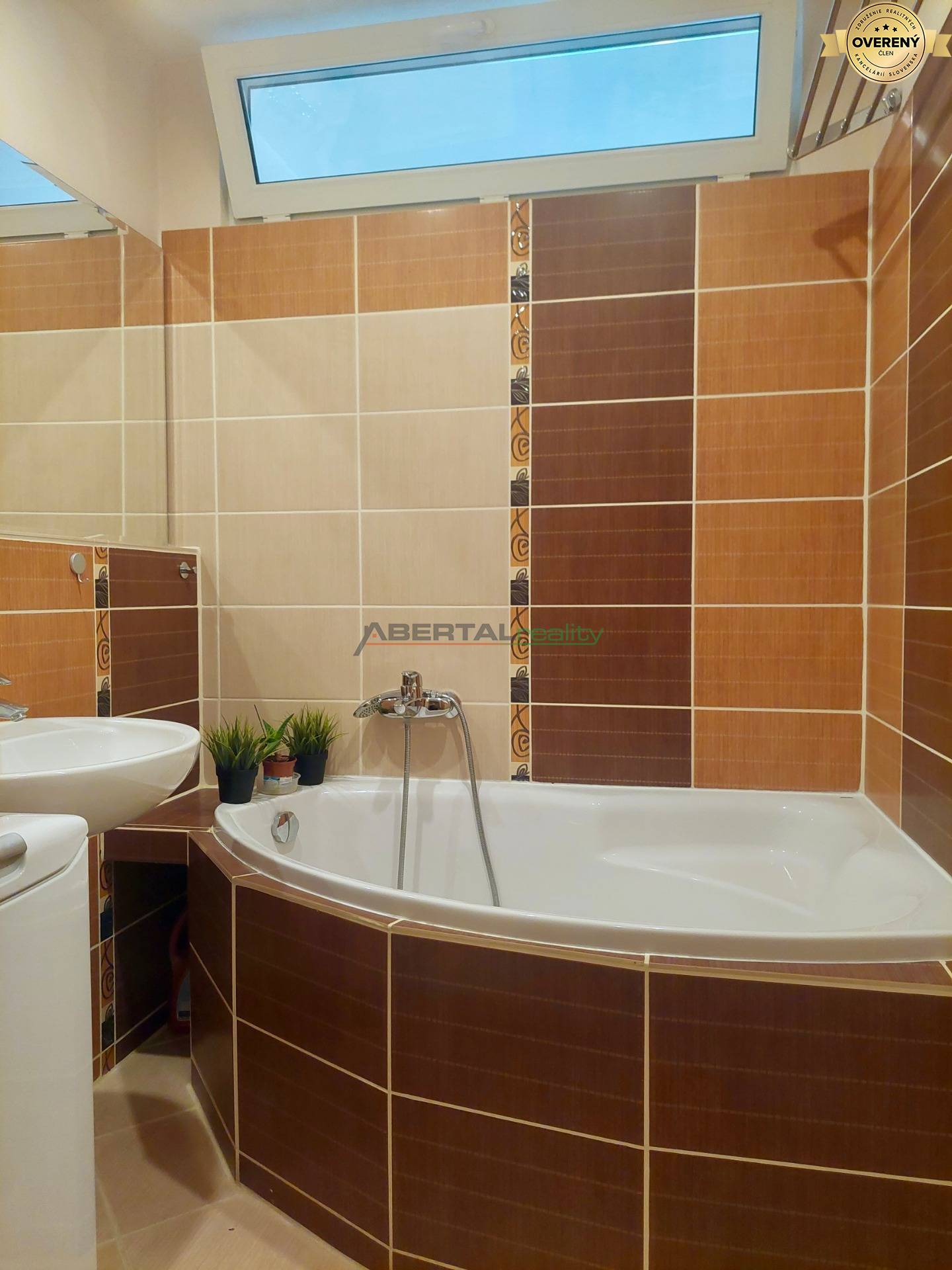 20251212_102355 (1).jpg