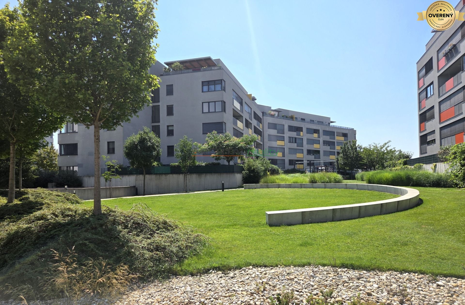 Prenájom, Malokrasňanská, Bratislava, 2i byt, loggia, parking, klima, novostavba, okolie.jpg
